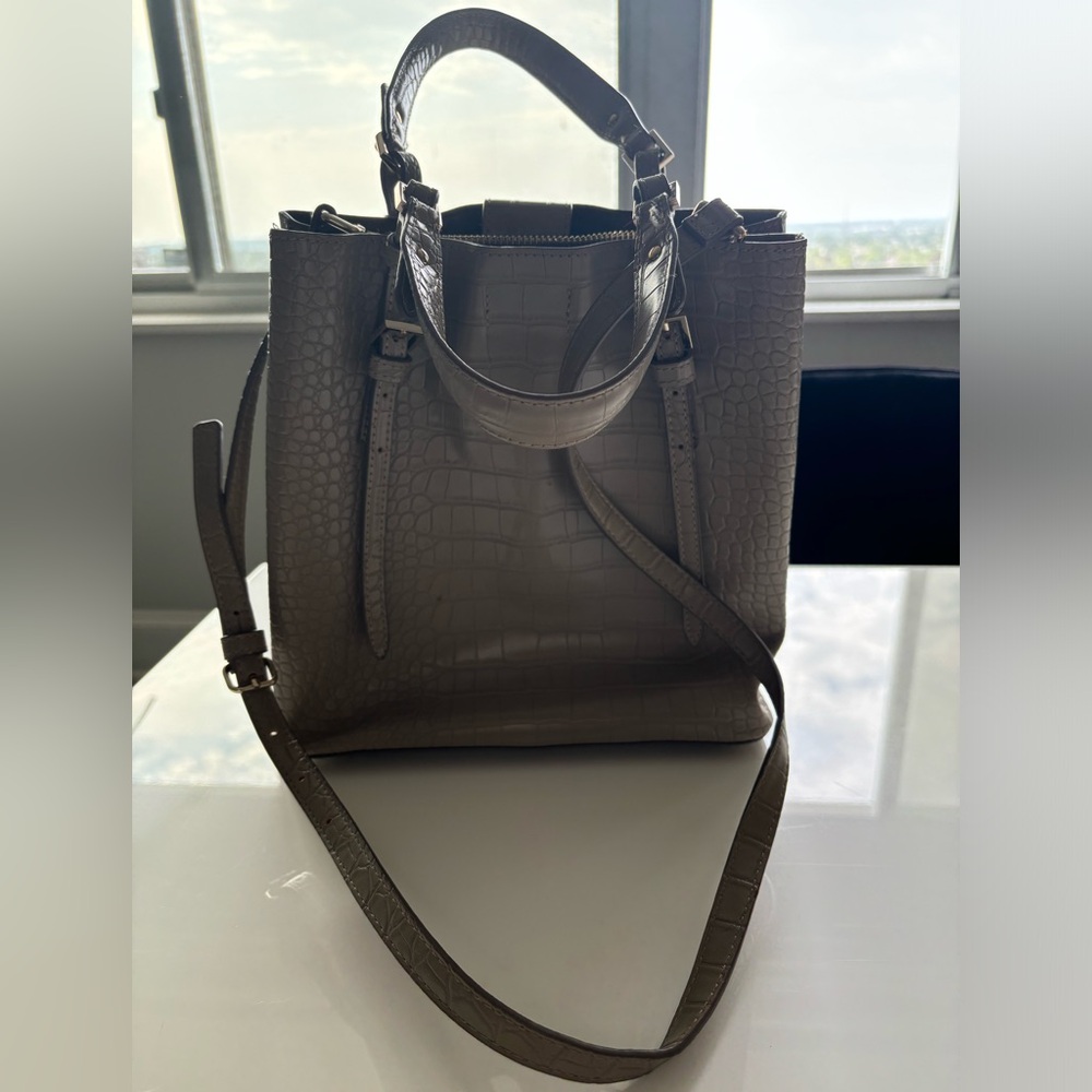 Gray bucket bag purse